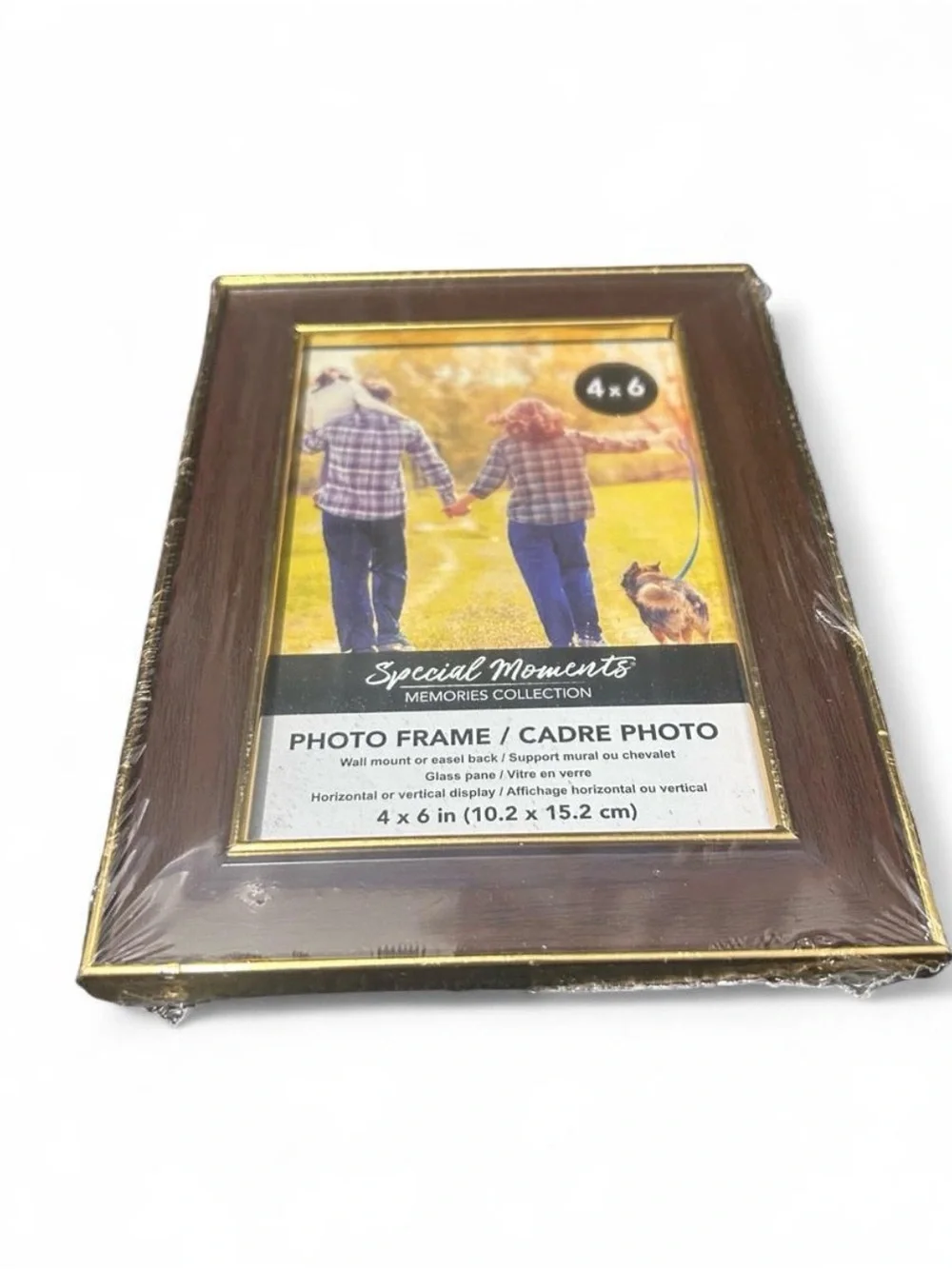 4x6 photo frame with gold trim